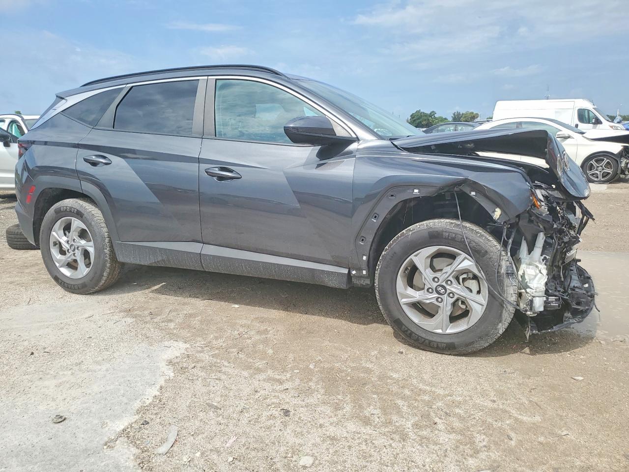 2024 Hyundai Tucson Sel - Image 4