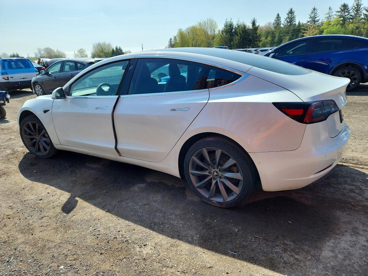 2020 Tesla Model 3 - Фото 2