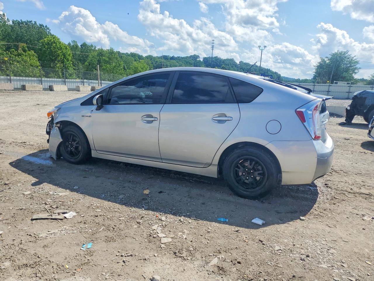 2015 Toyota Prius Two - Image 2