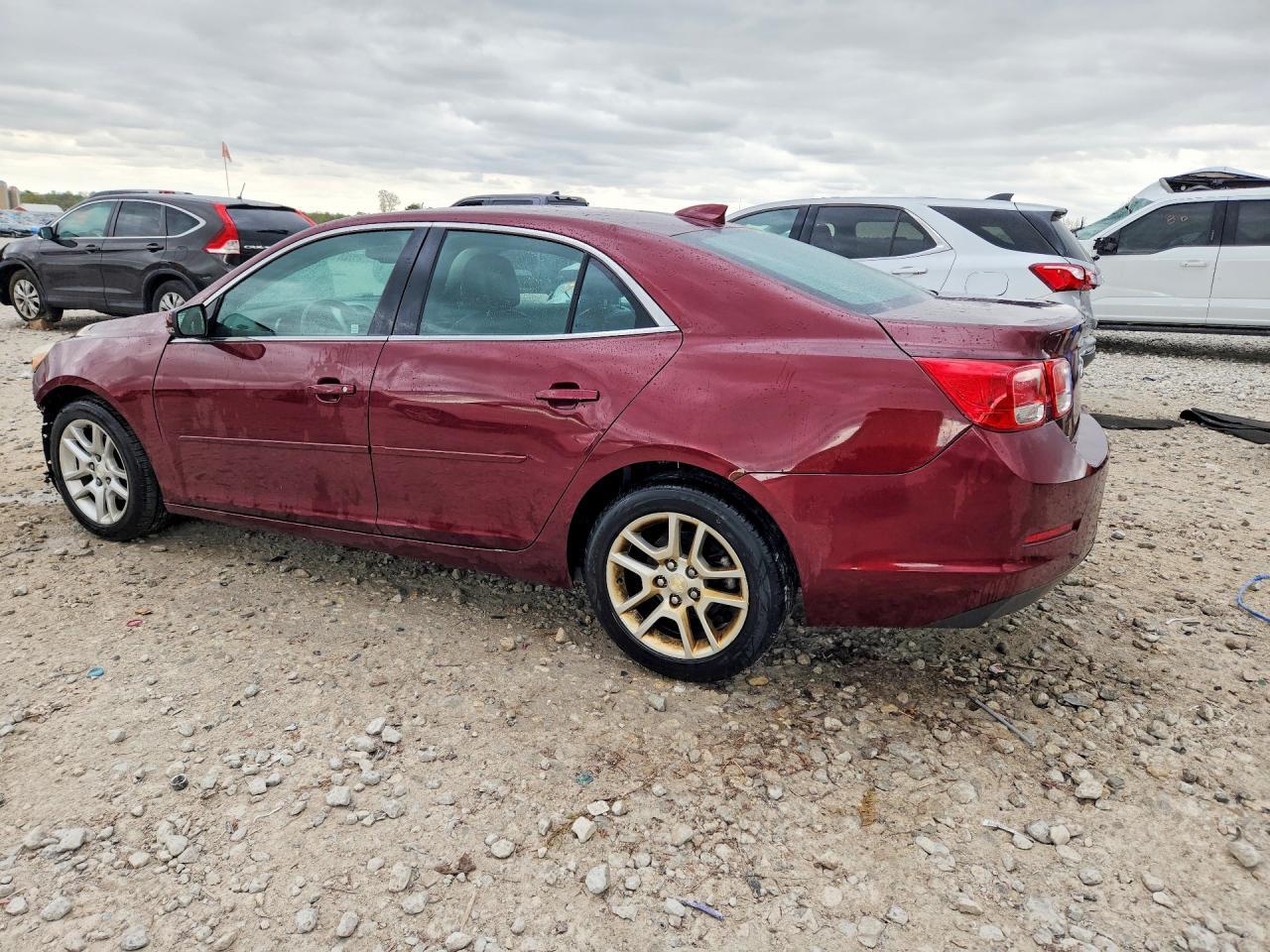 2015 Chevrolet Malibu 1Lt - Фото 2