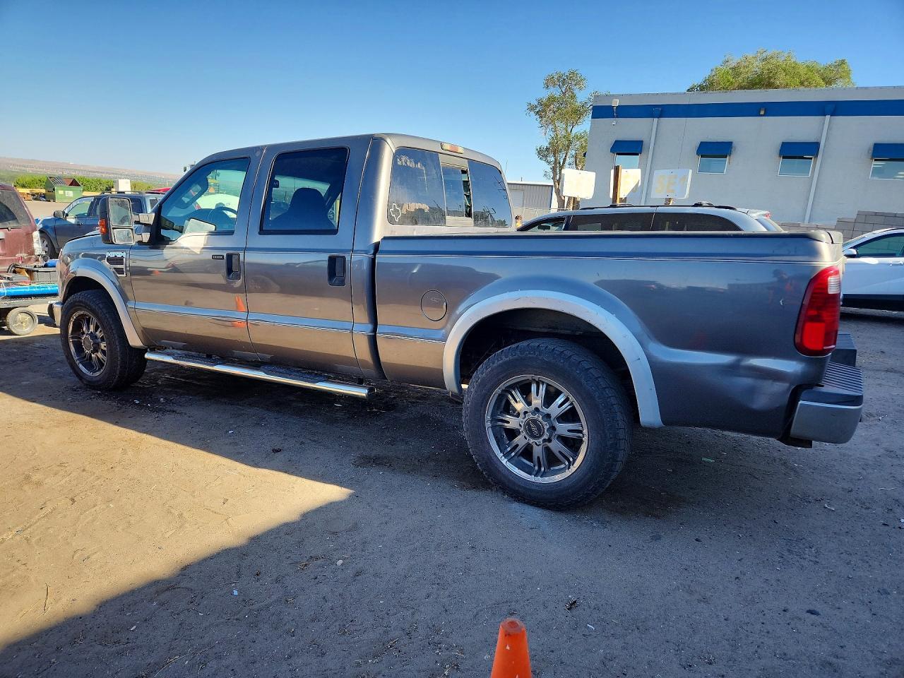 2010 Ford F250 Super Duty - Фото 2