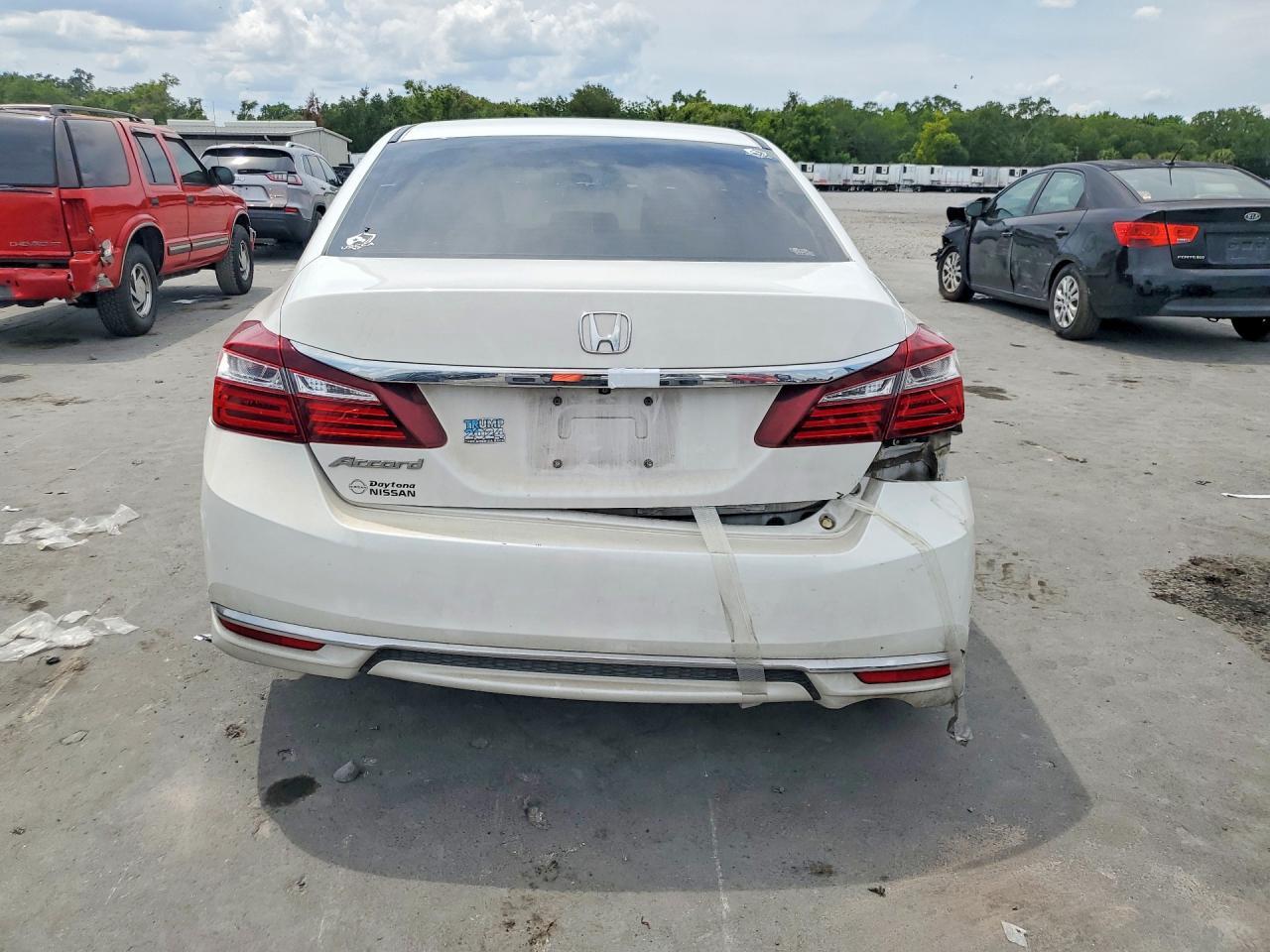 2017 Honda Accord - Фото 6