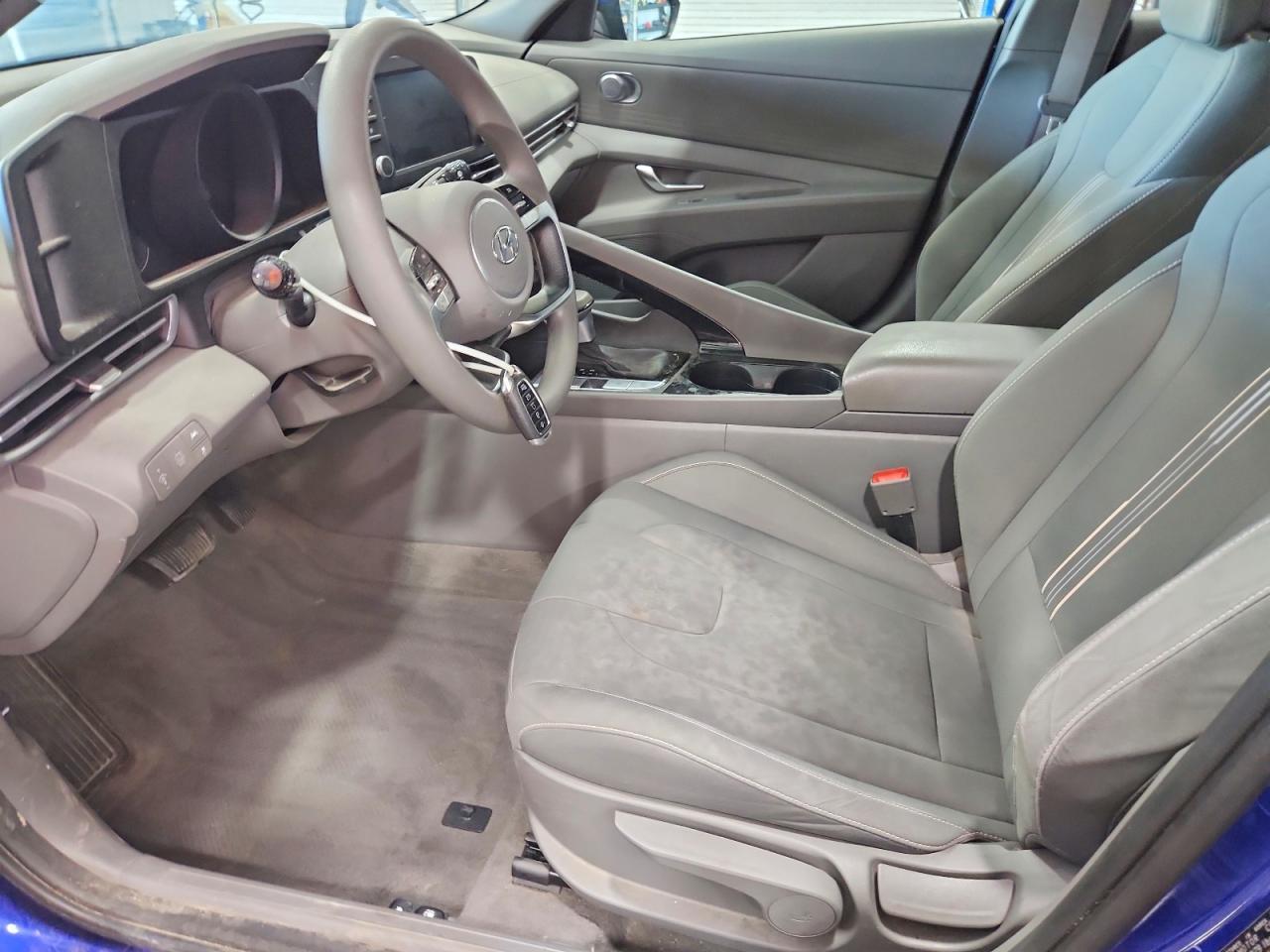 2023 Hyundai Elantra Blue - Фото 7