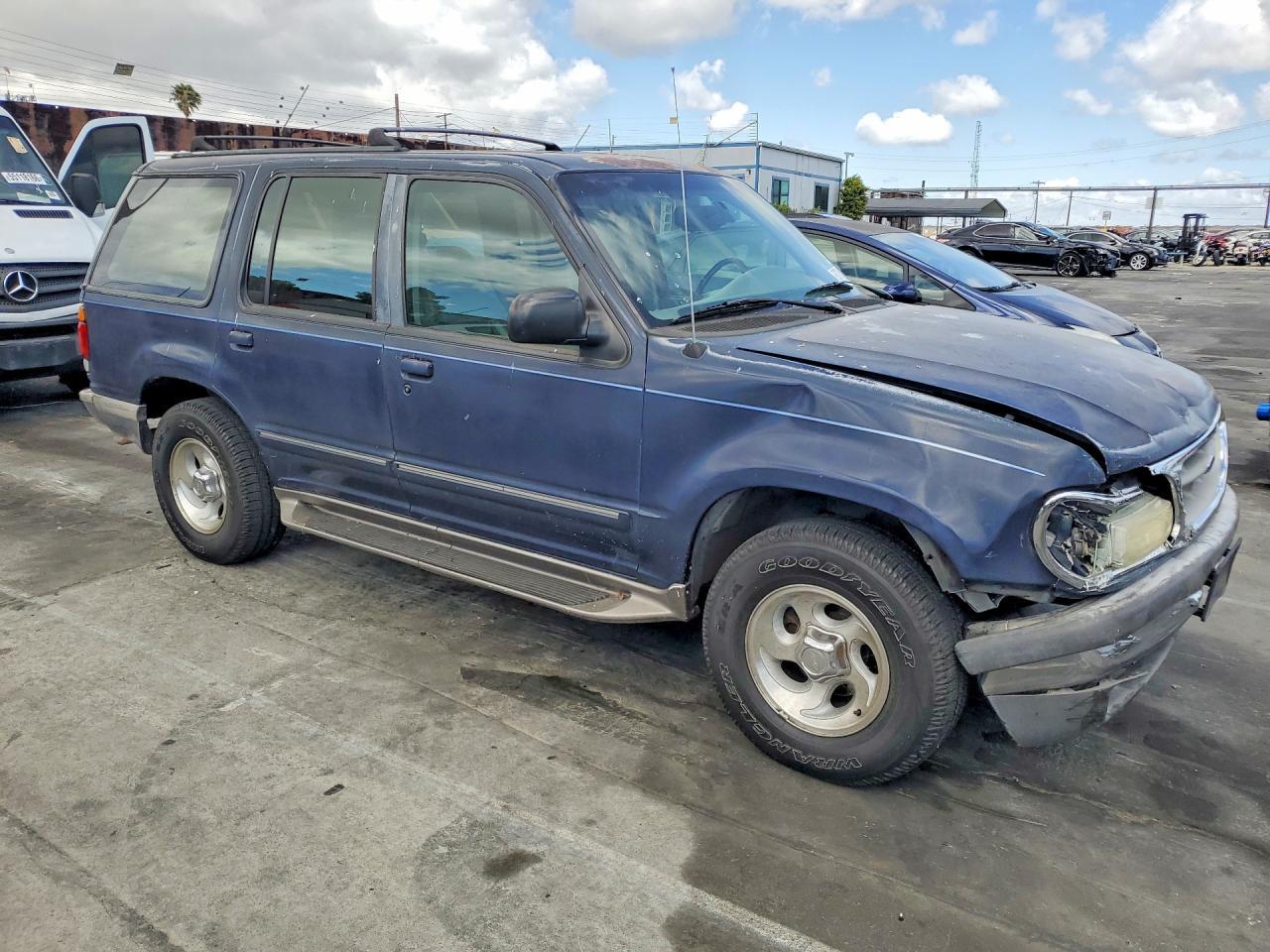 1995 Ford Explorer - Фото 4