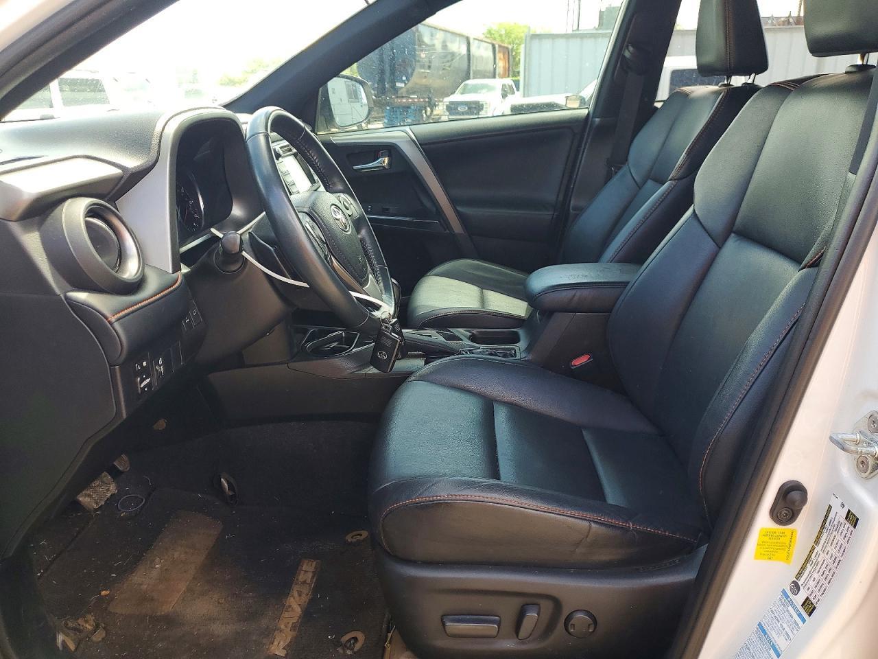 2016 Toyota Rav4 Se - Image 7