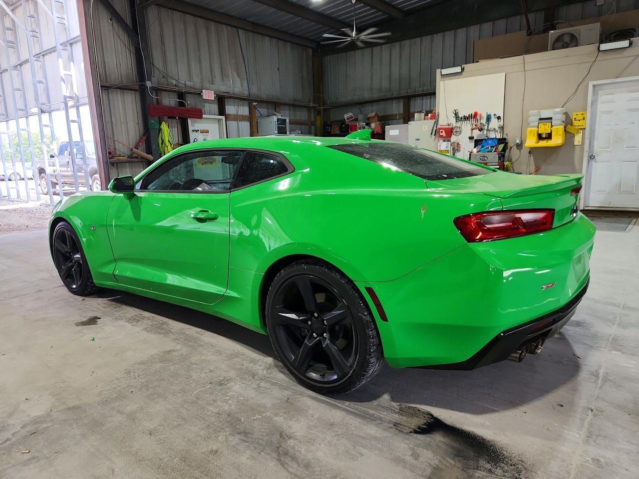 2017 Chevrolet Camaro Lt - Фото 2