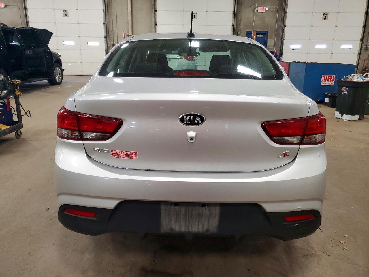 2019 Kia Rio S - Фото 6