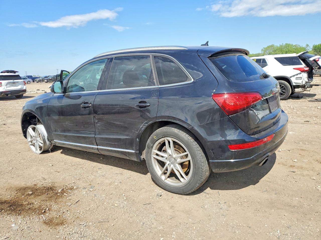 2014 Audi Q5 - Image 2