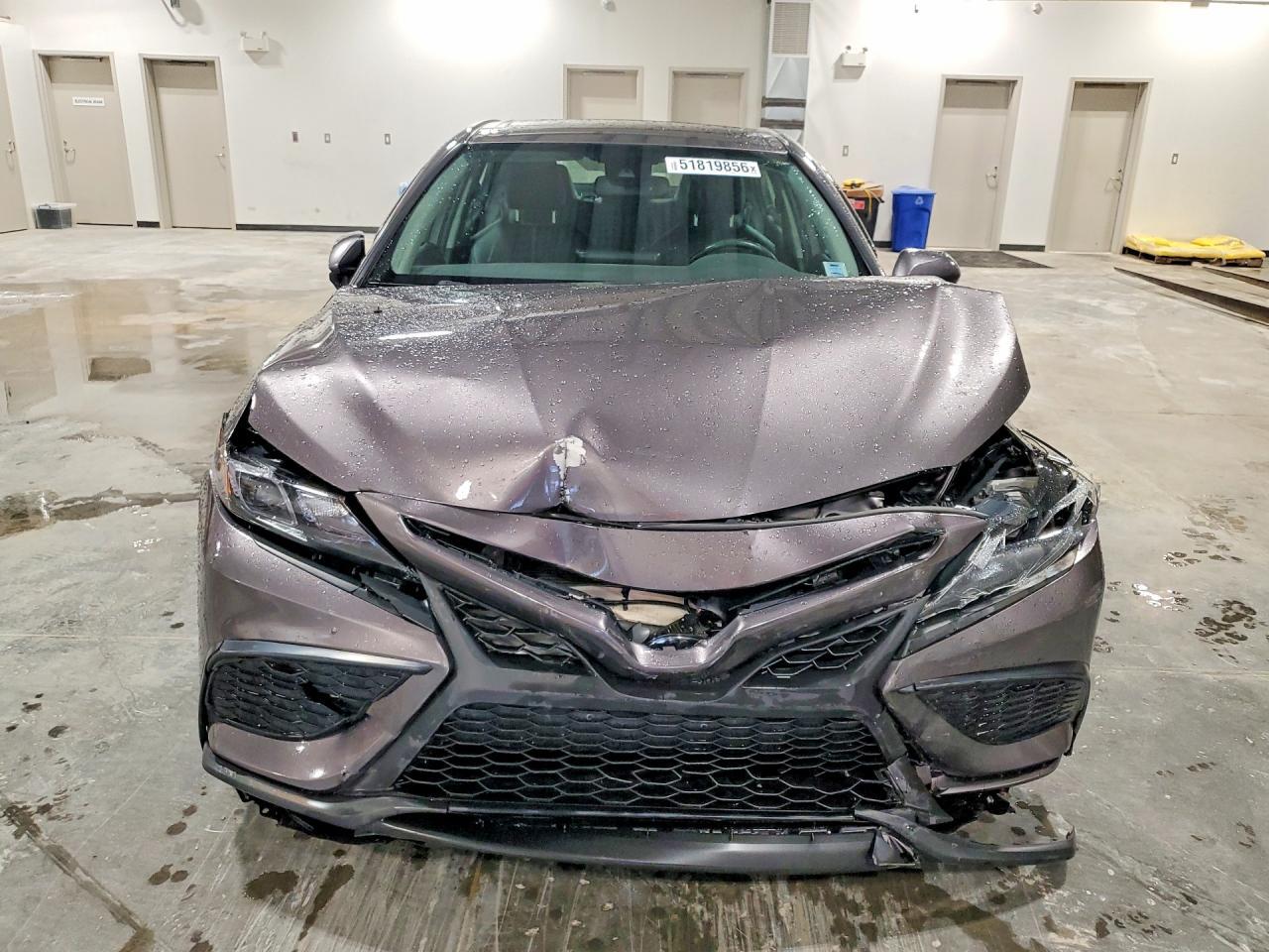 2021 Toyota Camry Se - Image 5