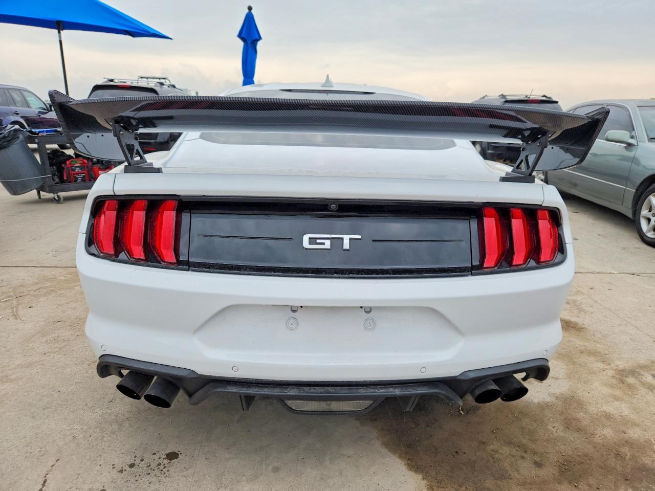 2022 Ford Mustang Gt - Фото 6