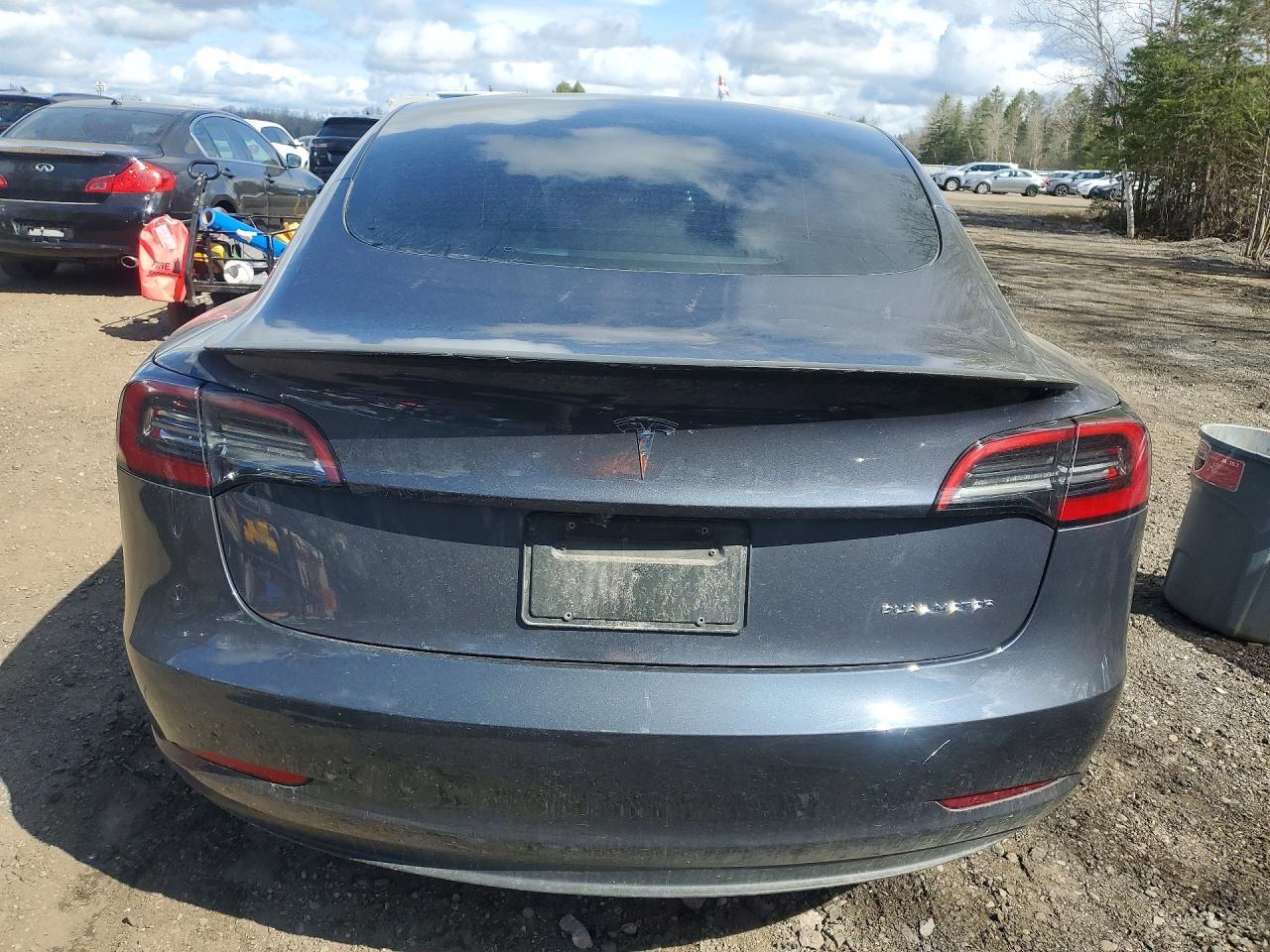 2023 Tesla Model 3 - Image 6