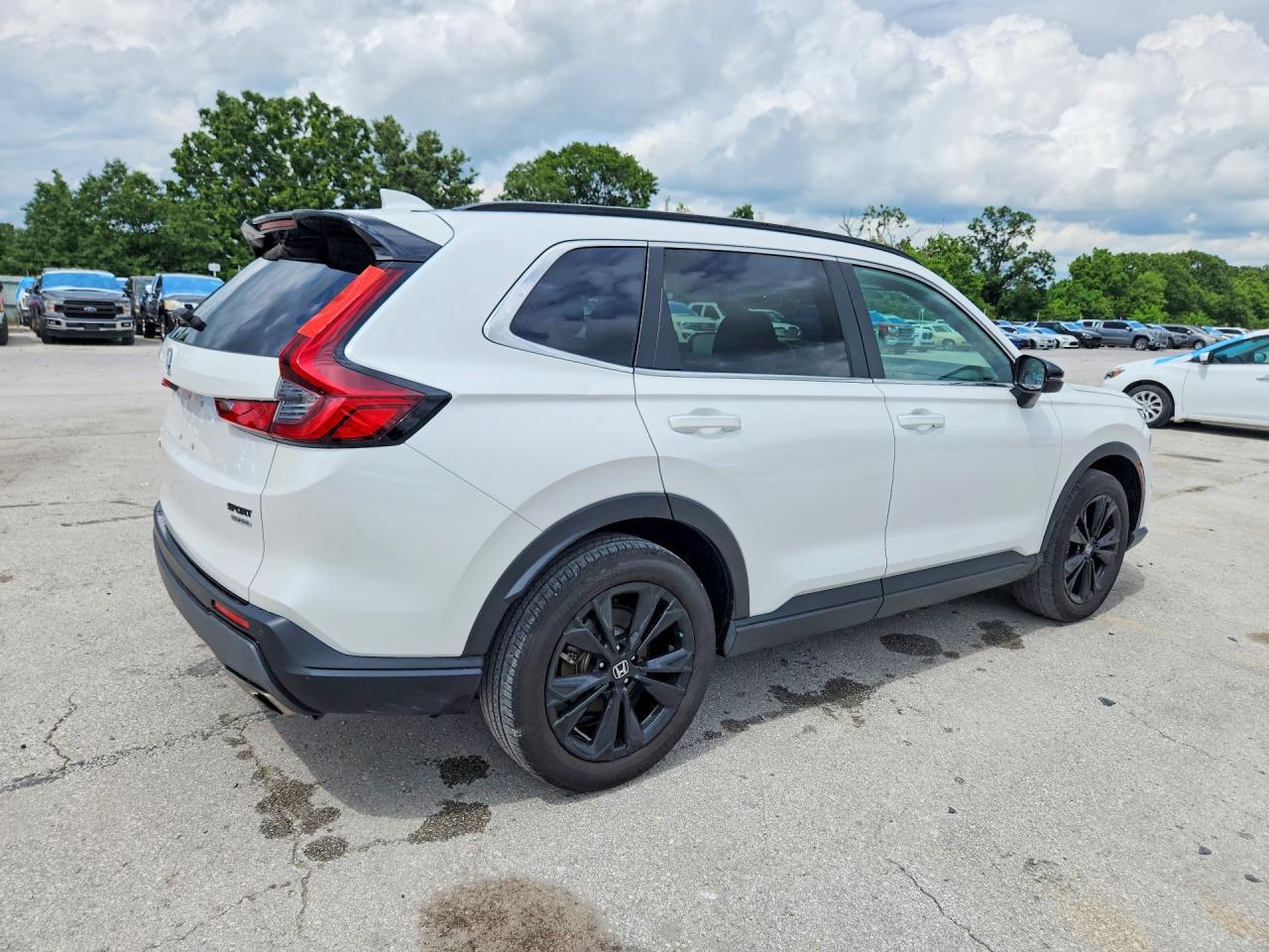 2023 Honda Cr-V Sport Touring - Image 3