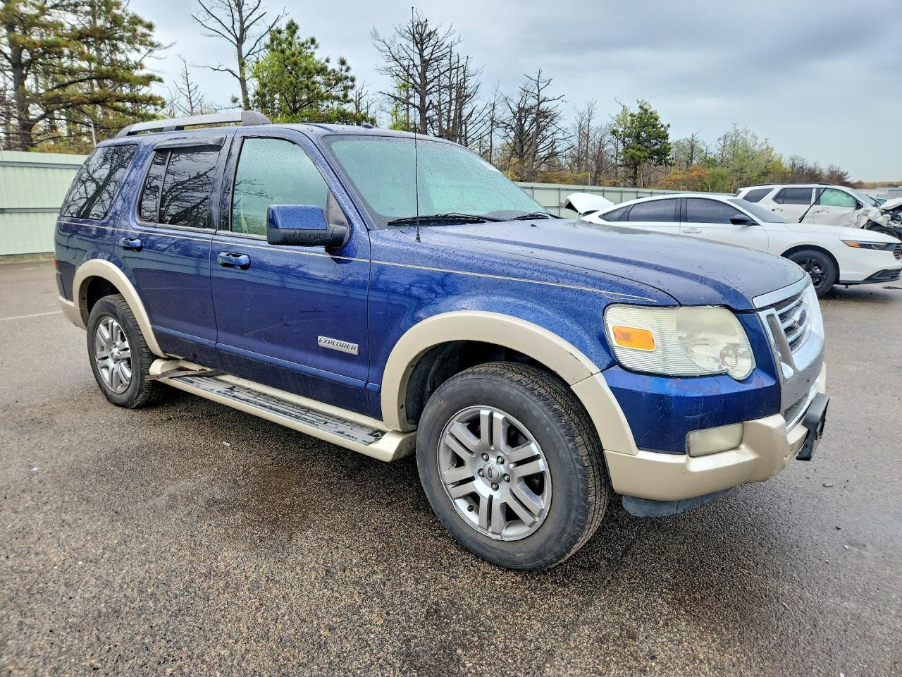 2006 Ford Explorer Eddie Bauer - Image 4
