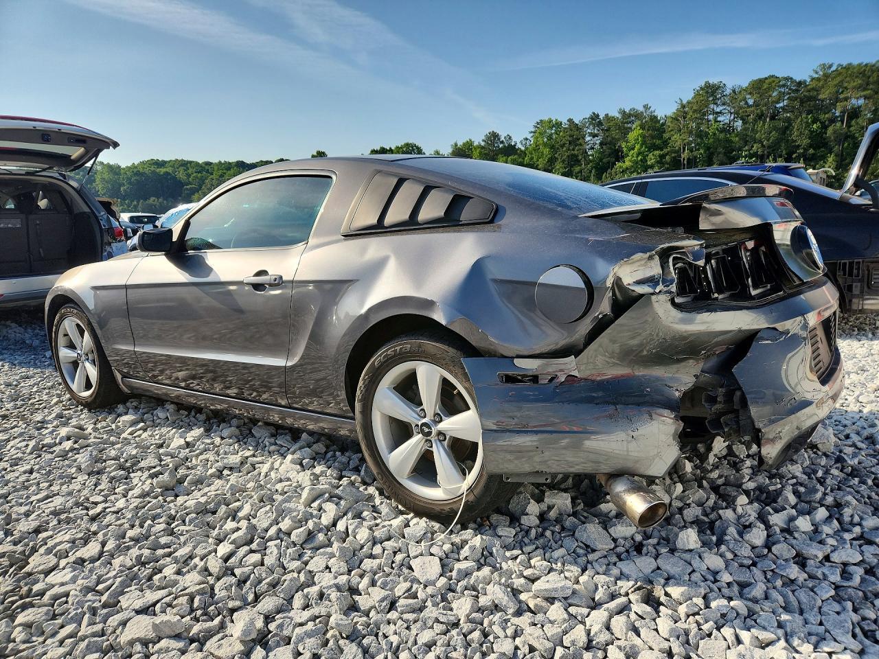 2014 Ford Mustang - Image 2