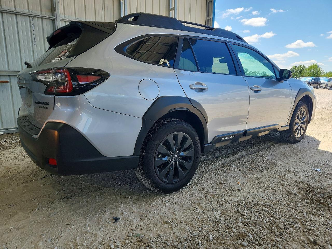 2024 Subaru Outback Onyx Edition - Image 3
