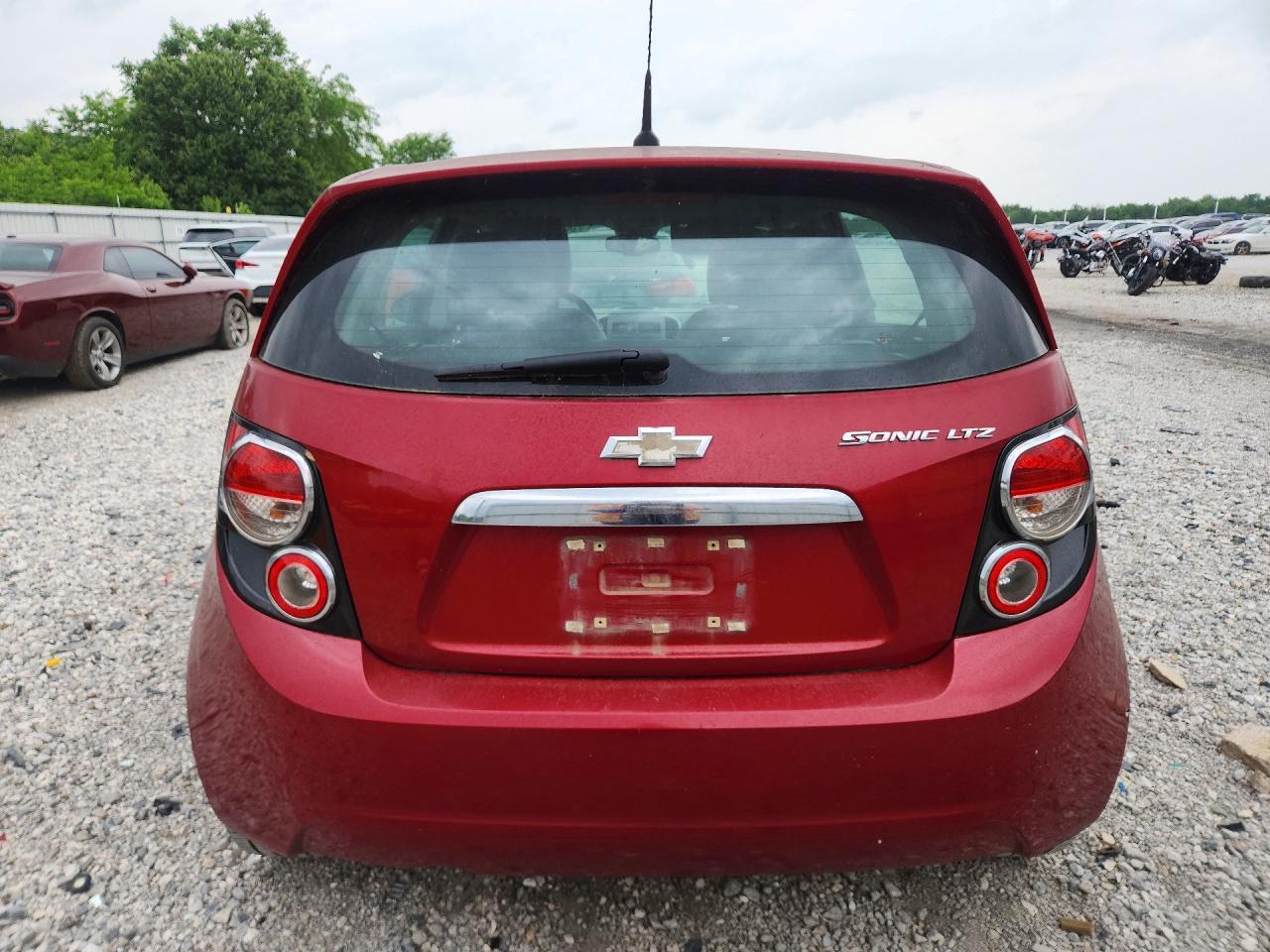 2012 Chevrolet Sonic Ltz - Image 6
