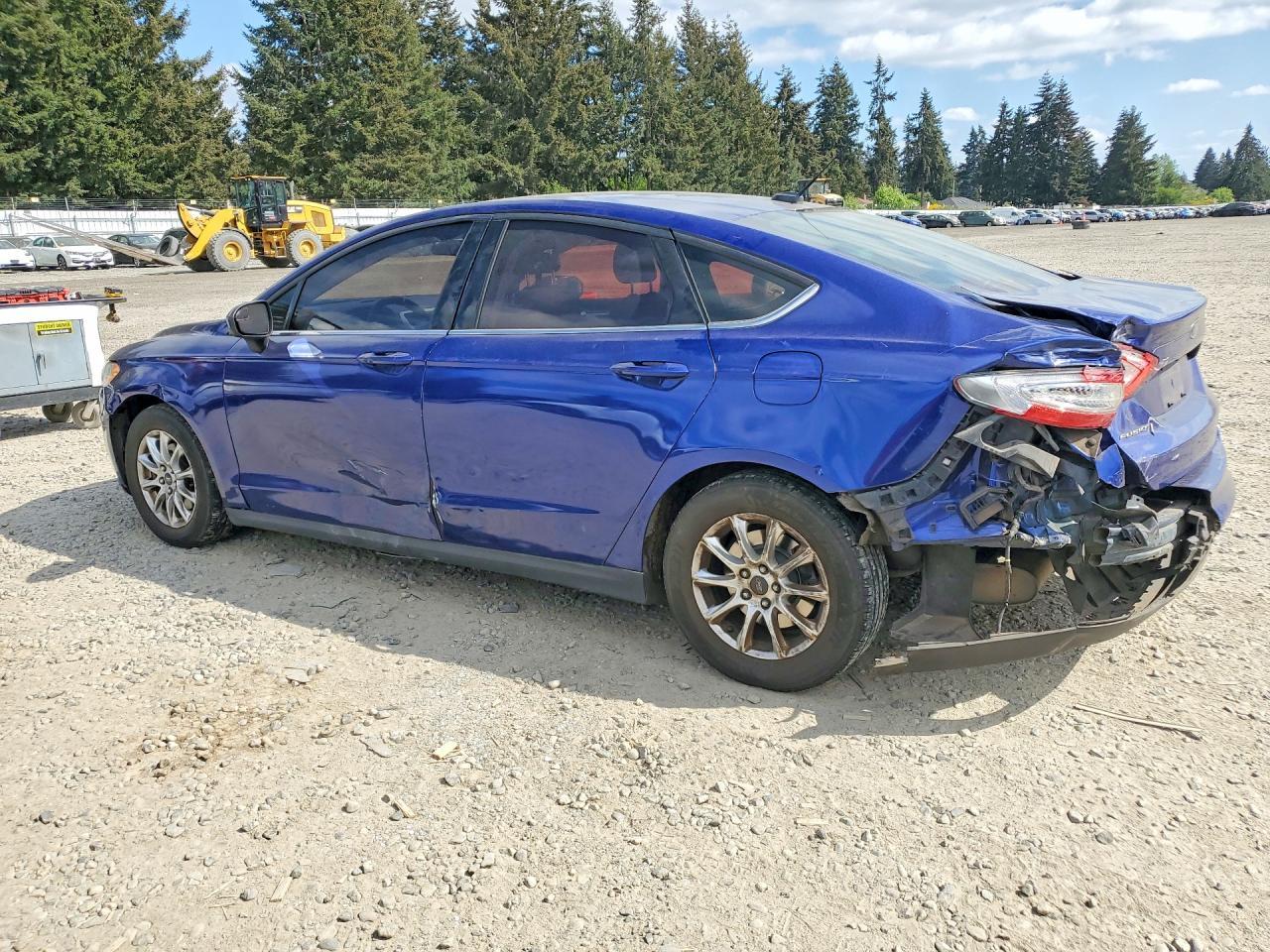 2016 Ford Fusion S - Фото 2