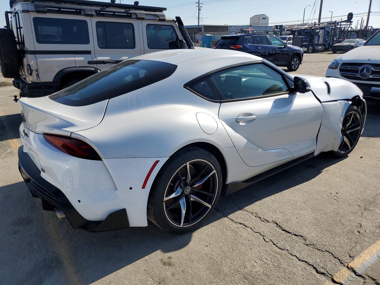 2022 Toyota Gr Supra 3.0 Premium - Фото 3