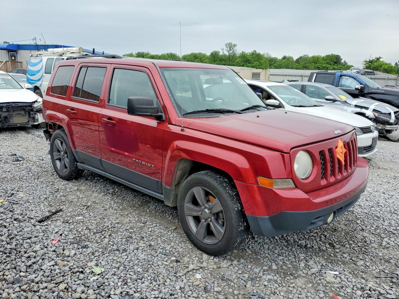 2014 Jeep Patriot Latitude - Фото 4