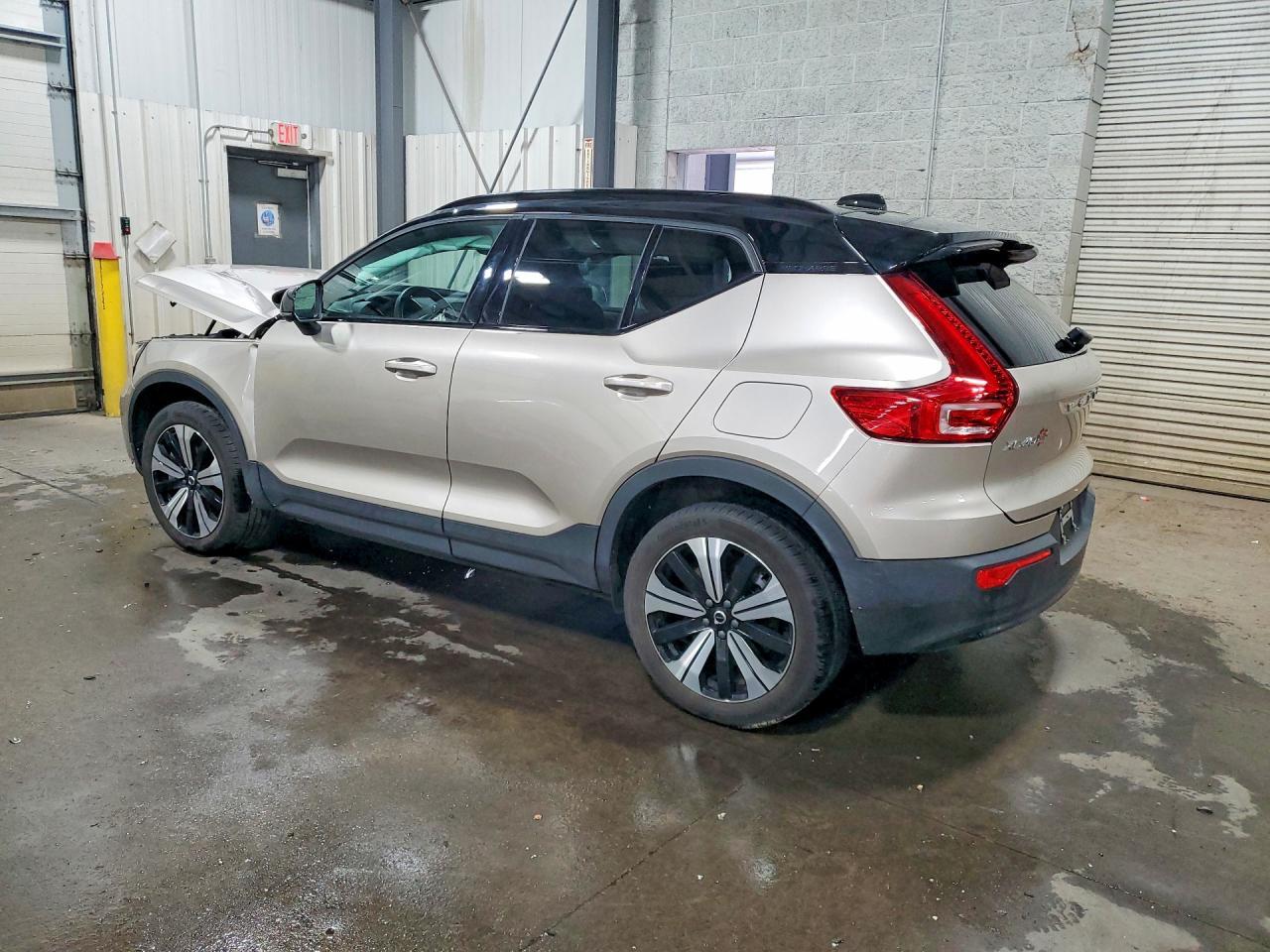 2023 Volvo Xc40 Recharge Plus - Фото 2