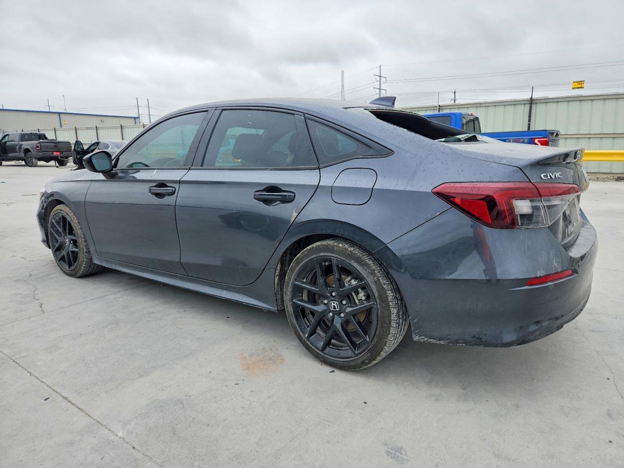 2025 Honda Civic Sport - Фото 2