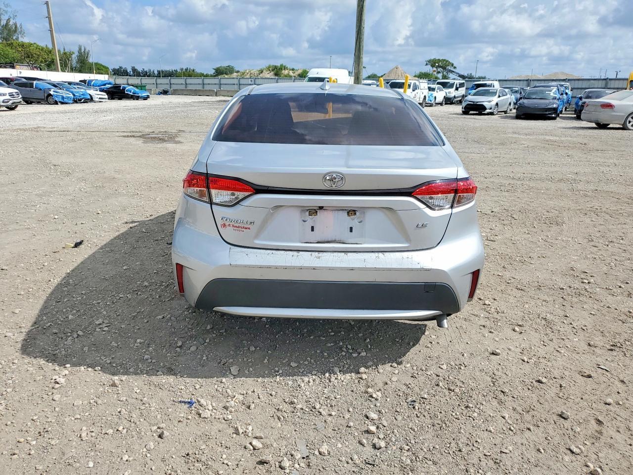 2020 Toyota Corolla Le - Фото 6