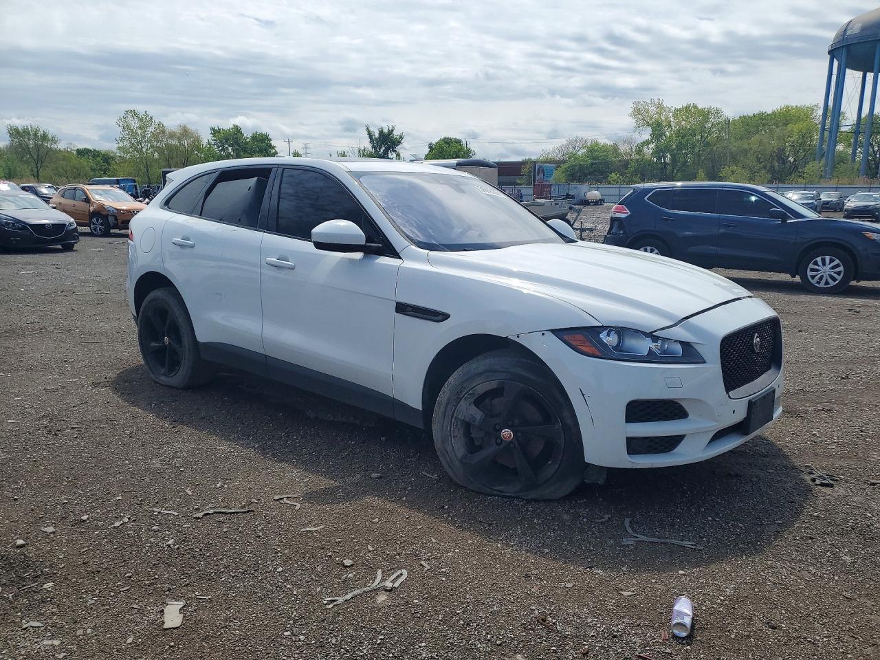 2020 Jaguar F-Pace Premium - Фото 4