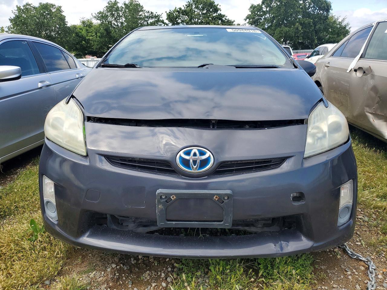 2011 Toyota Prius Two - Image 5