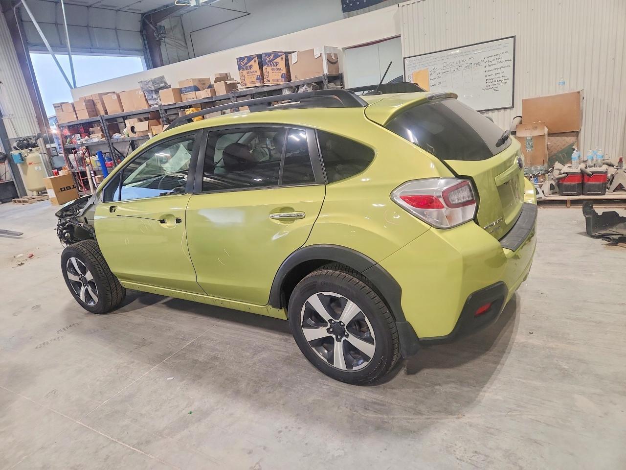 2014 Subaru Xv Crosstrek 2.0I Hybrid Touring - Image 2