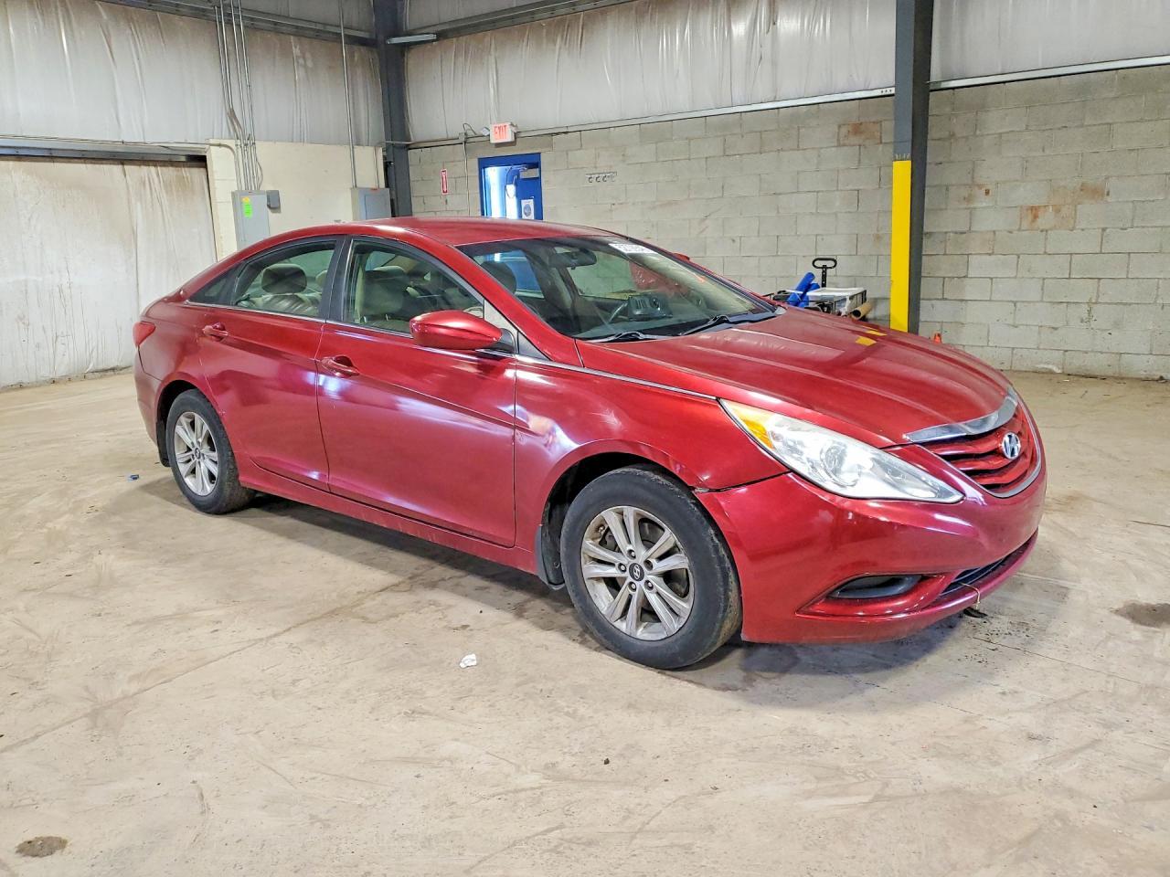2011 Hyundai Sonata Gls - Image 4