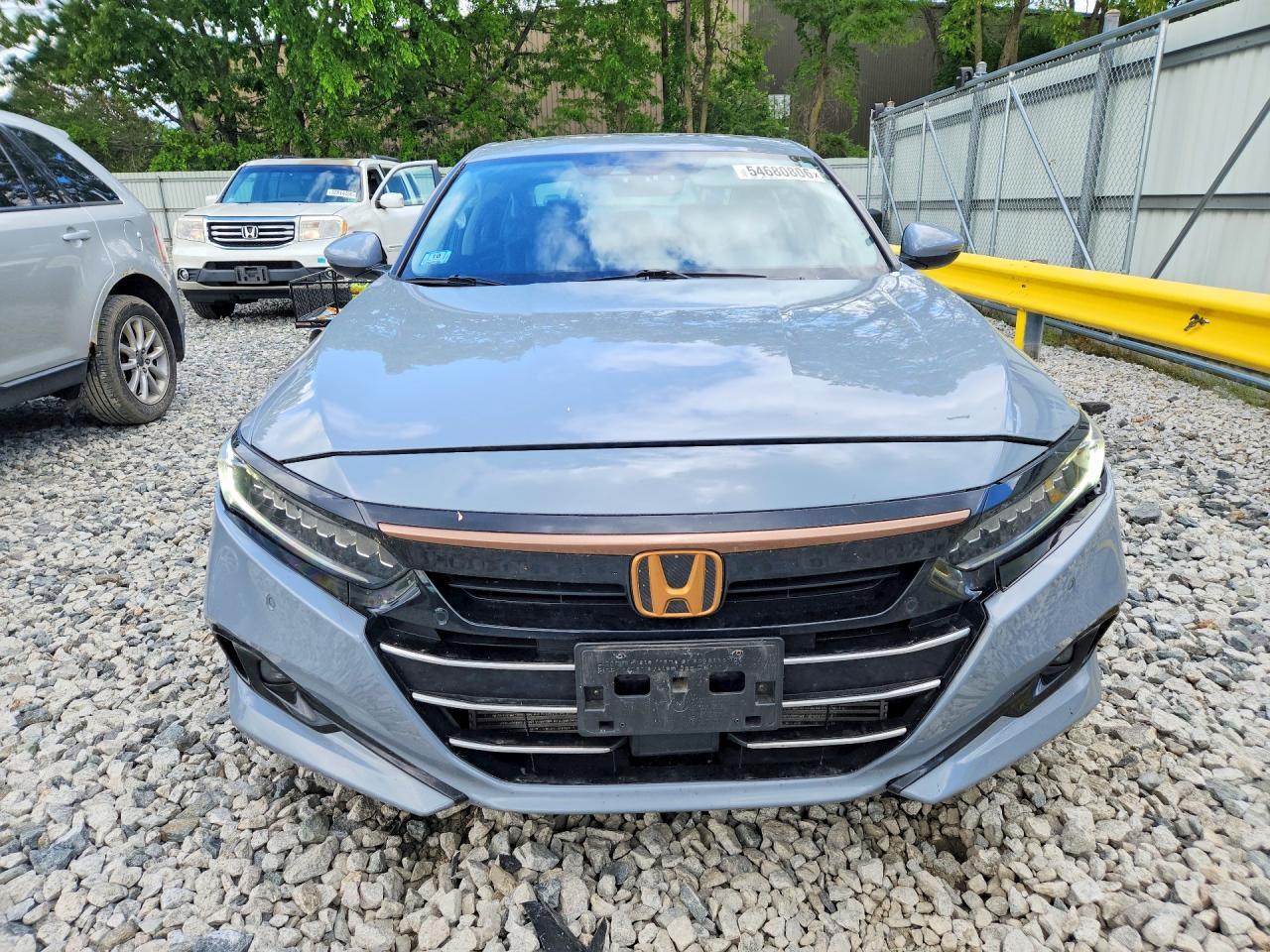 2021 Honda Accord Touring - Фото 5
