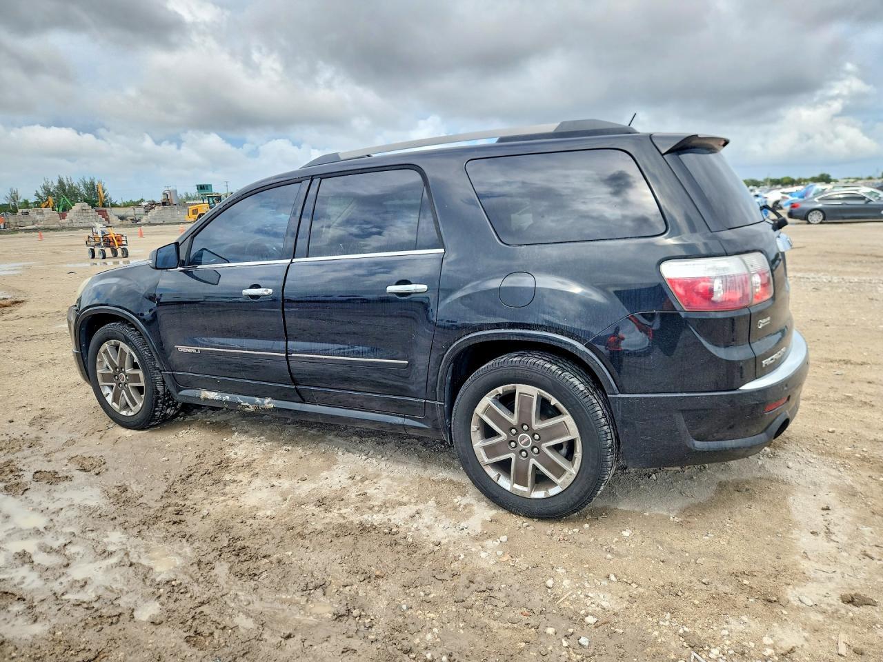 2012 GMC Acadia Denali - Фото 2