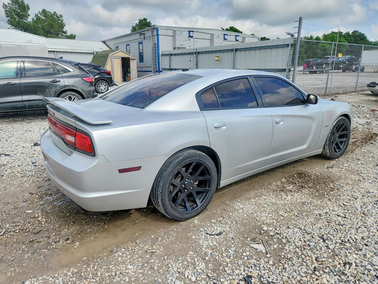 2012 Dodge Charger R - Фото 3
