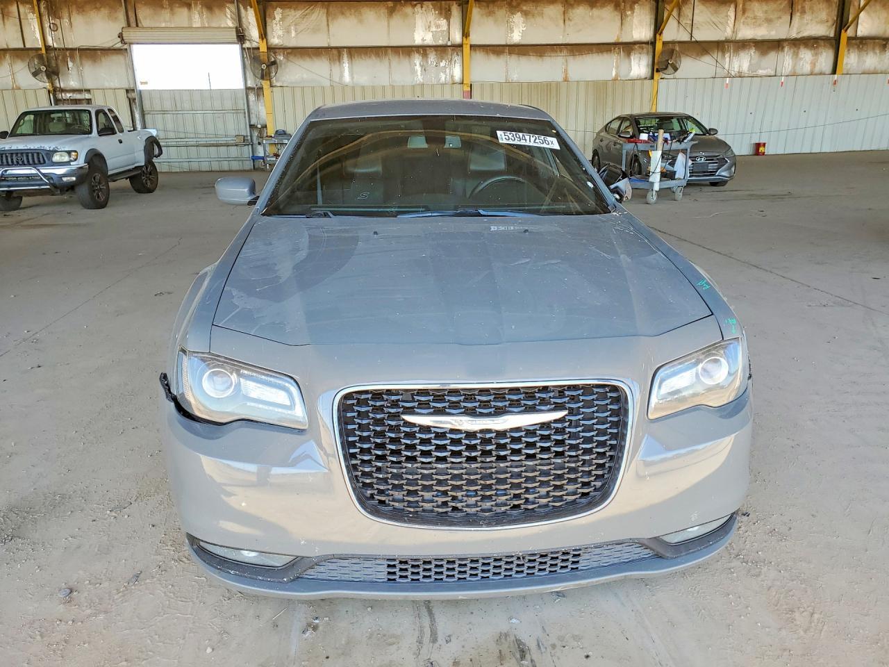 2017 Chrysler 300 S - Image 5