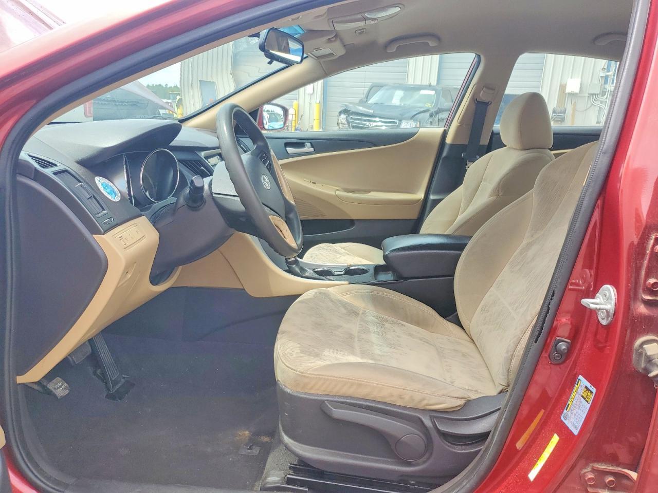 2013 Hyundai Sonata Gls - Image 7