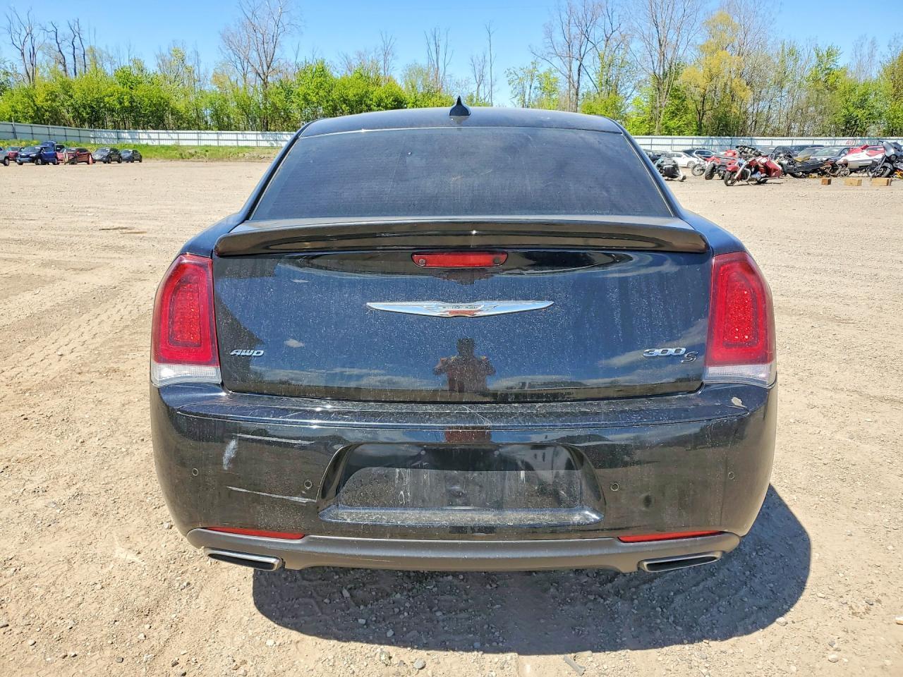 2015 Chrysler 300 S - Фото 6