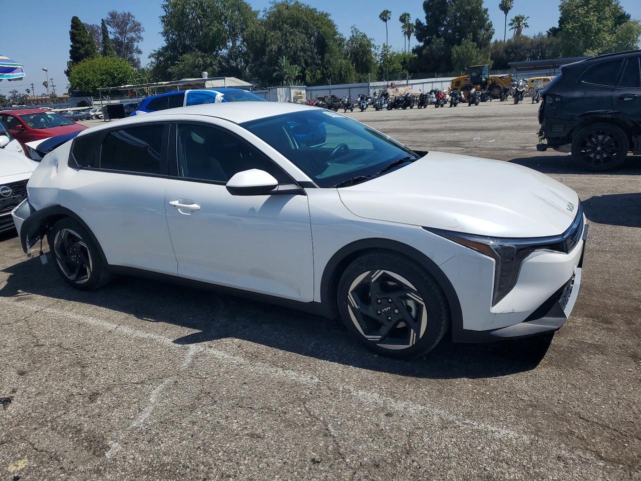 2025 Kia K4 Ex - Image 4