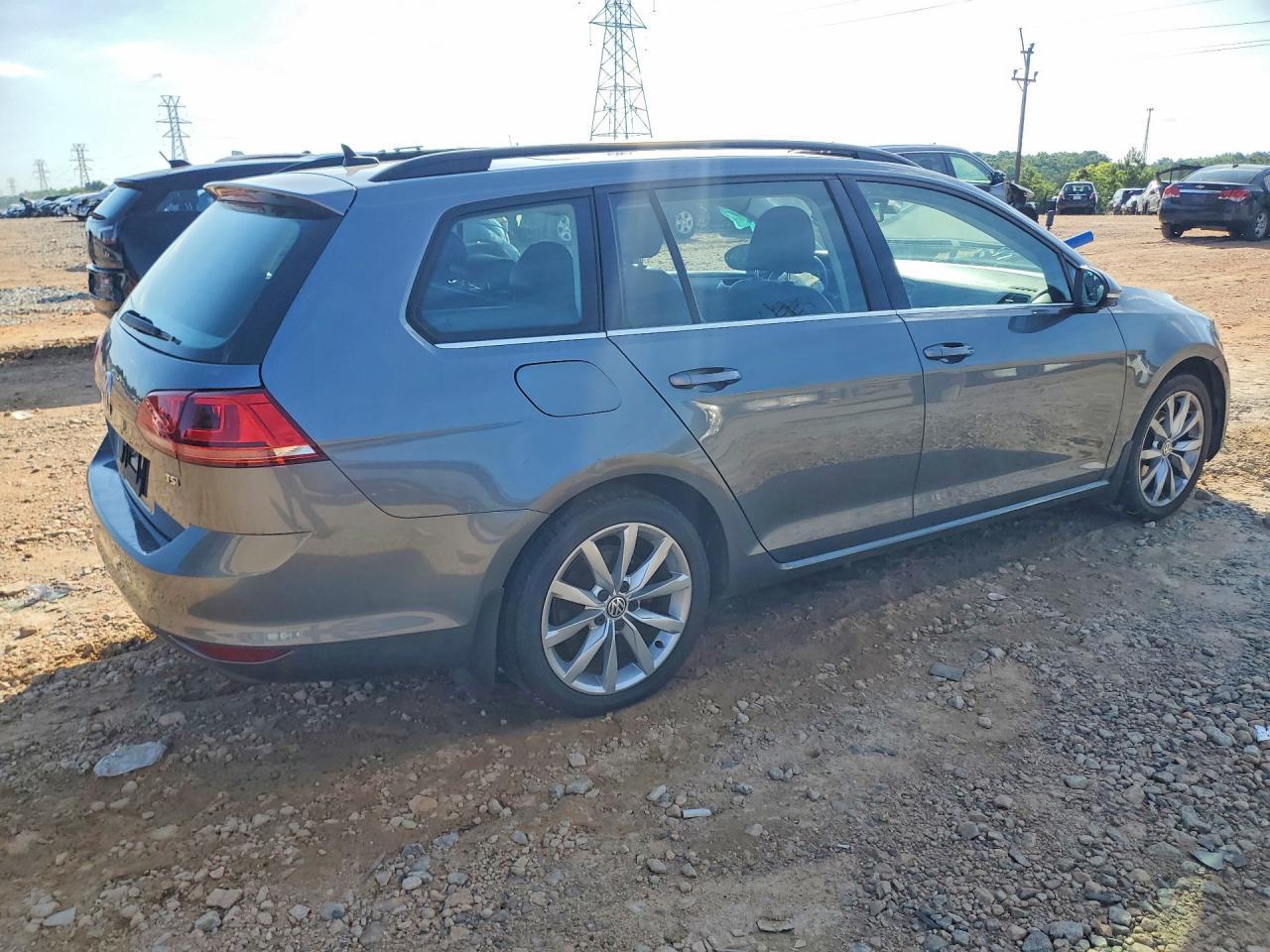 2015 Volkswagen Golf Sportwagen 1.8T, Tdi - Image 3