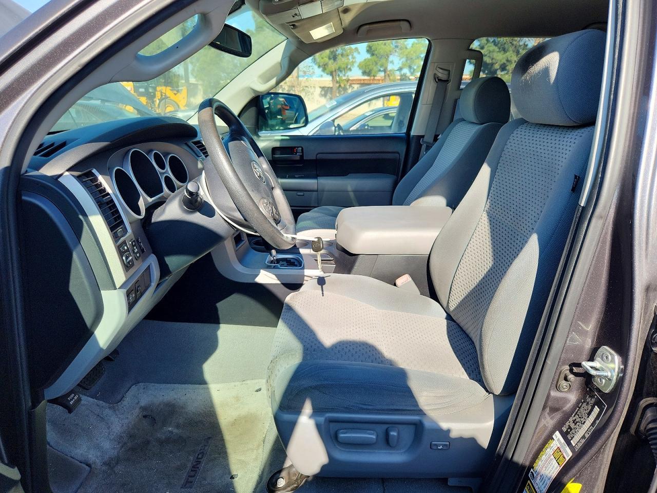 2011 Toyota Tundra - Фото 7