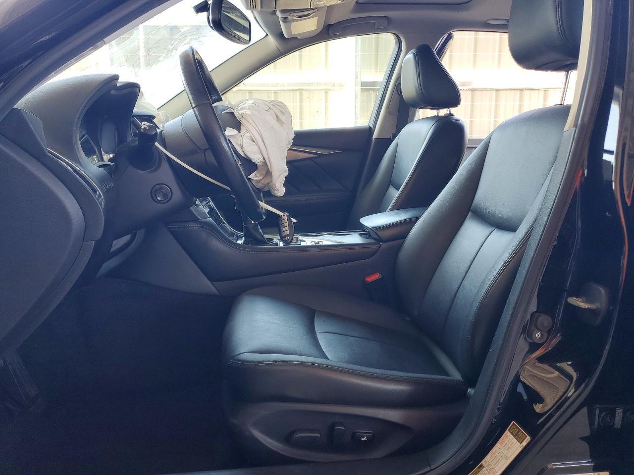 2016 Infiniti Q50 3.0T Premium - Фото 7