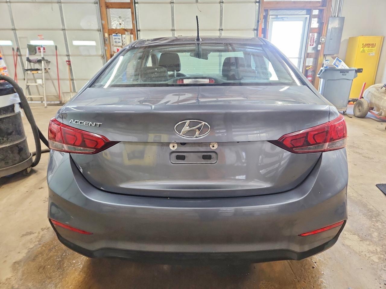 2020 Hyundai Accent Se - Фото 6