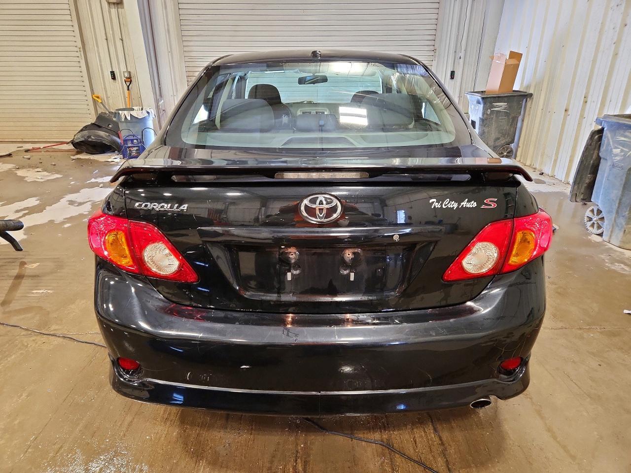 2010 Toyota Corolla S - Фото 6