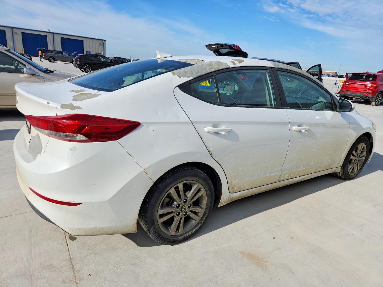 2018 Hyundai Elantra Sel - Image 3