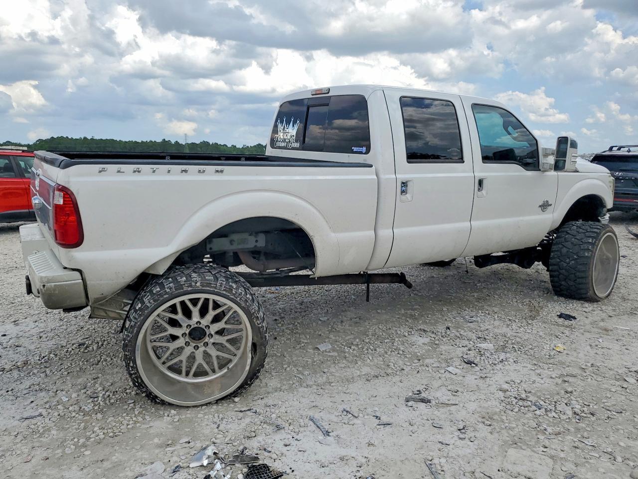 2015 Ford F250 Super Duty - Image 3