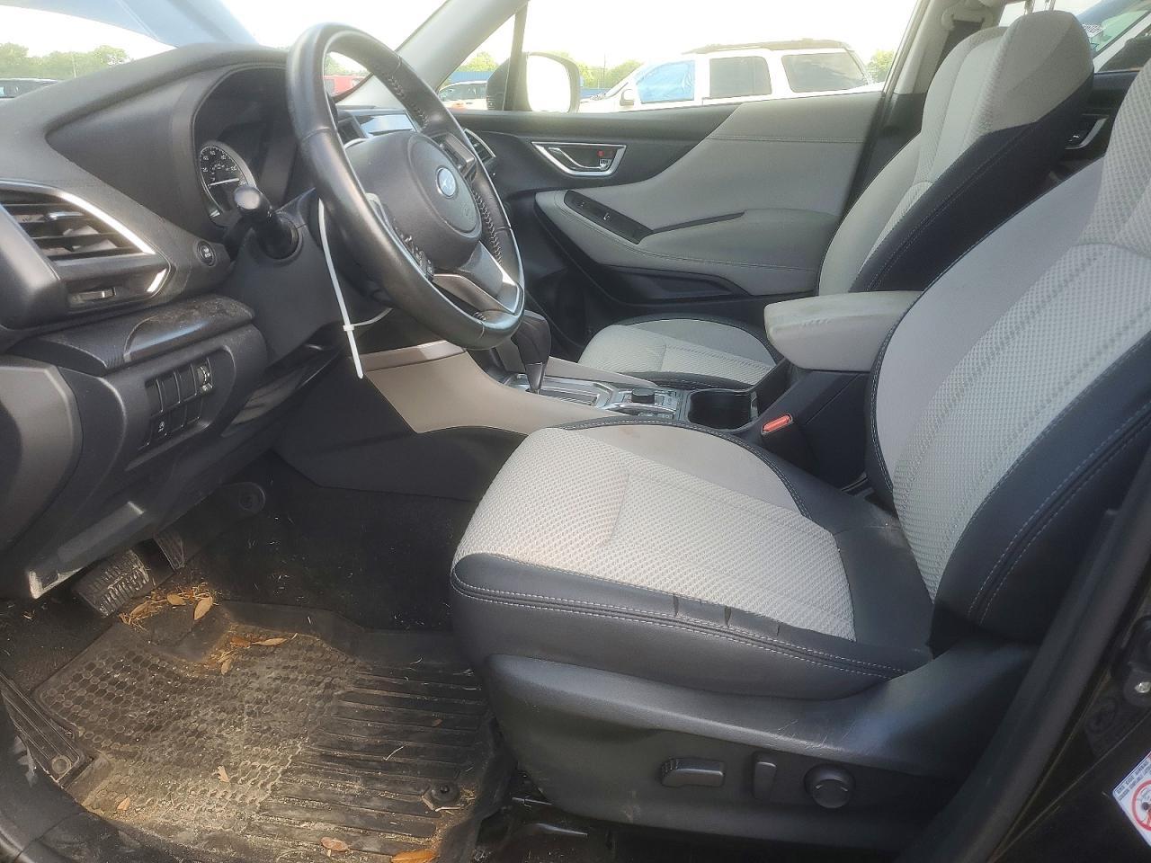 2019 Subaru Forester Premium - Фото 7