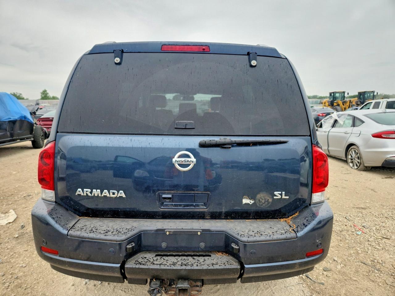 2015 Nissan Armada - Фото 6