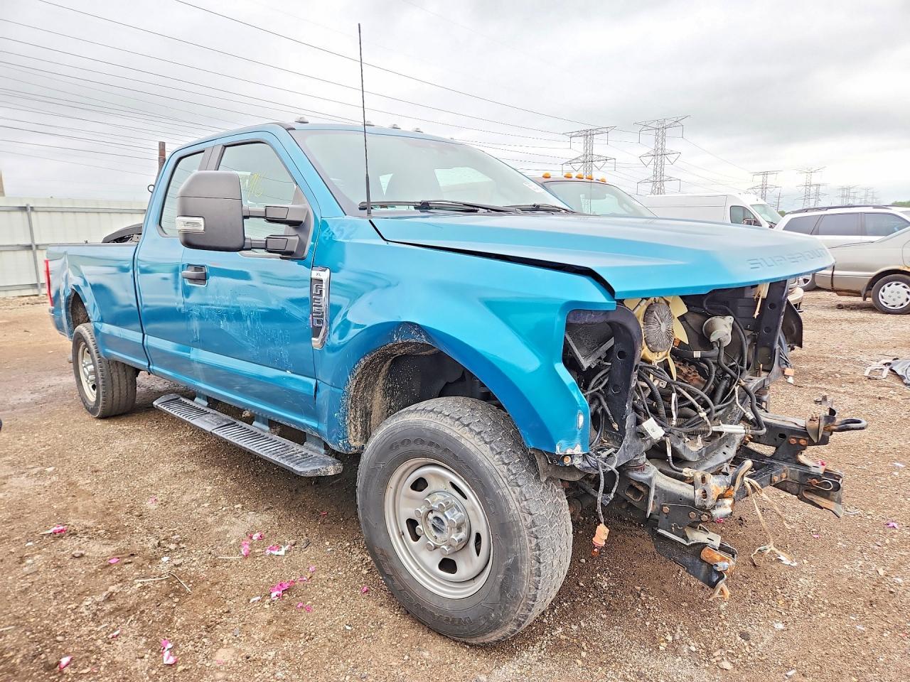 2022 Ford F350 Super Duty - Фото 4