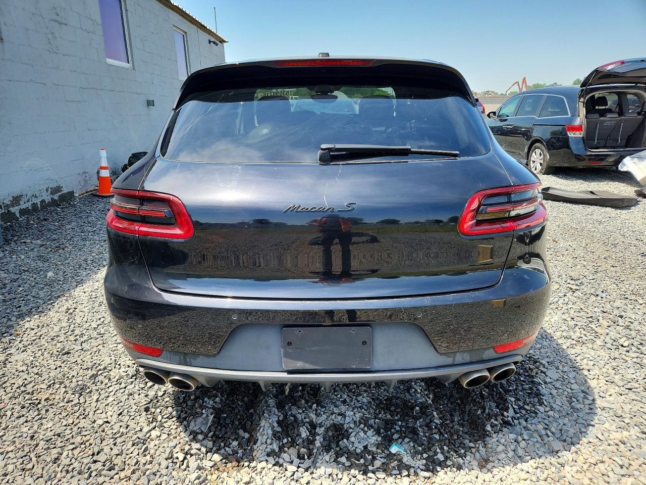 2017 Porsche Macan S - Image 6