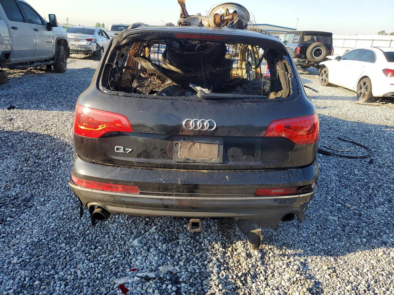 2013 Audi Q7 Premium Plus - Фото 6