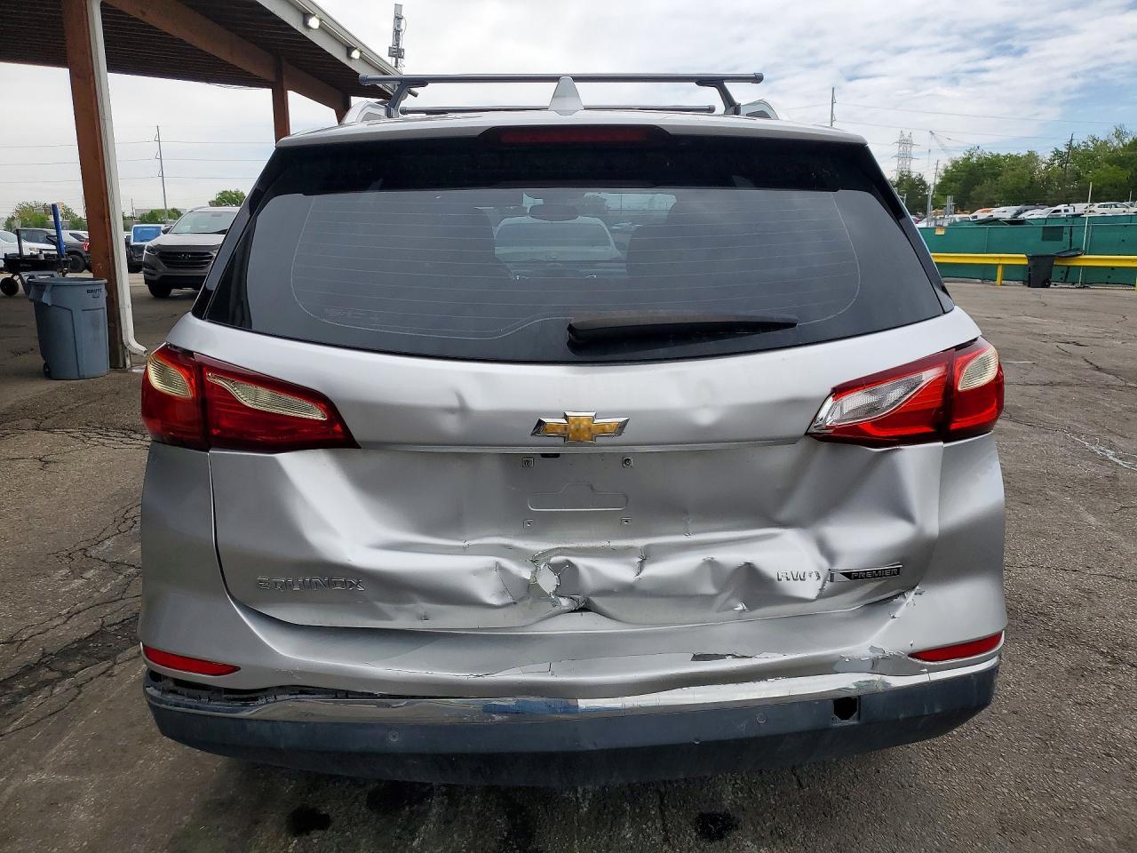 2018 Chevrolet Equinox Premier - Фото 6